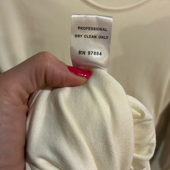 Tart cream and black space dye - Picture 6 of 8